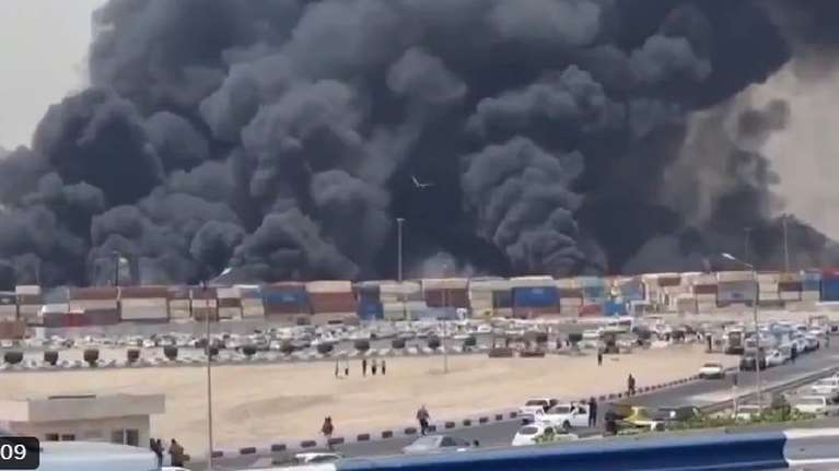 Ιράν: Εκατοντάδες τραυματίες από έκρηξη στο λιμάνι της πόλης Μπαντάρ Αμπάς