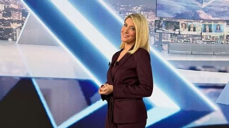 Σία Κοσιώνη: Ενθουσιασμένη με το νέο στούντιο του δελτίου ειδήσεων του ΣΚΑΙ
