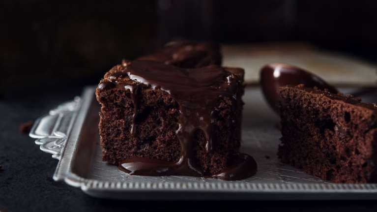 Συνταγή: Πανεύκολη ανοιχτή σοκολατόπιτα που θα σας ξετρελάνει - Ετοιμη σε λίγα λεπτά