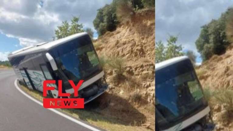 Τραγωδία στη Σπάρτη - Λεωφορείο  έπεσε σε χαντάκι: Νεκρός ο οδηγός - Εχασε τις αισθήσεις του ενώ οδηγούσε