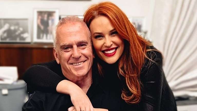 Σίσσυ Χρηστίδου: Ο μπαμπάς της έχει γενέθλια την ίδια μέρα που έφυγε η μητέρα της από τη ζωή