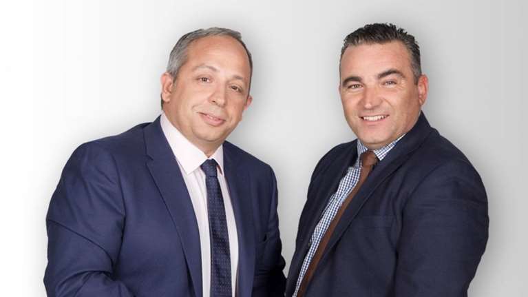 &quot;Πονοκέφαλος&quot; στον ΣΚΑΪ για το μέλλον των &quot;Αταίριαστων&quot;