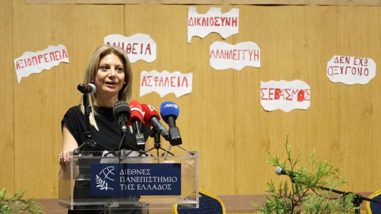 Μαρία Καρυστιανού: &quot;Ποινικά ερευνητέος ο Πλεύρης για το μπάζωμα, αλλά υπουργοποιήθηκε - Δεν υπάρχει πάτος&quot;