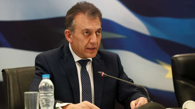 Βρούτσης: Ποιοι θα πάρουν το έκτακτο επίδομα των 534 ευρώ για τον Μάιο