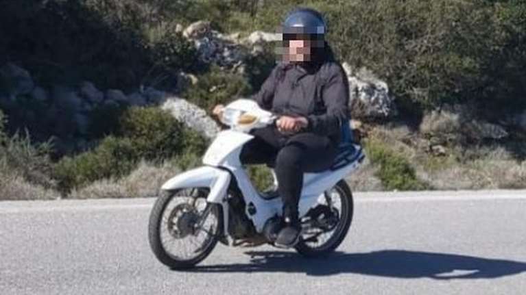 Θρήνος στην Κρήτη για τον 17χρονο Γιώργο: Πήγε να βοηθήσει την αδερφή του και καταπλακώθηκε από το τρακτέρ που οδηγούσε