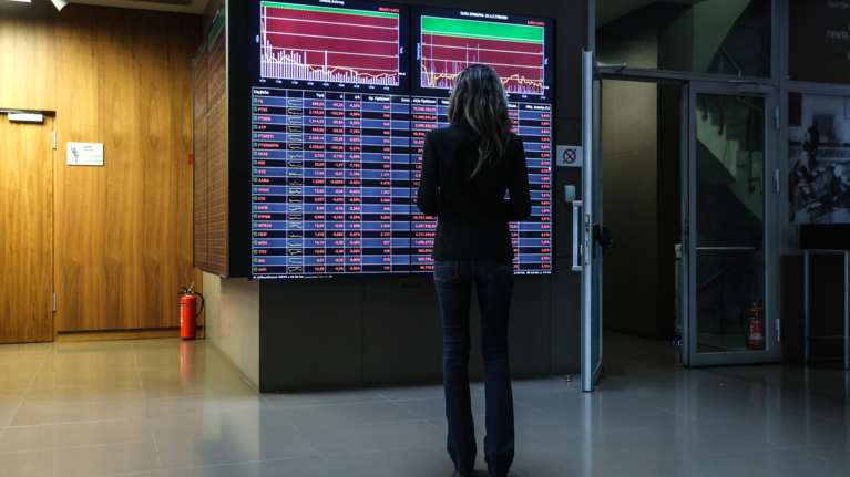 Τι φέρνει για το Χρηματιστήριο Αθηνών η ανάκτηση της επενδυτικής βαθμίδας