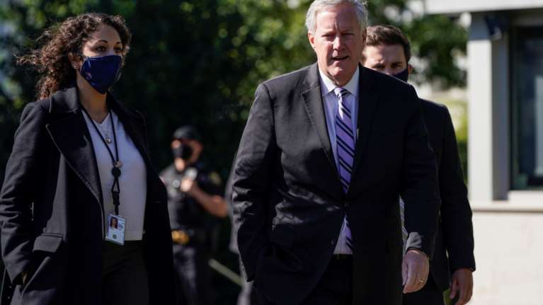 Ο Τραμπ ανακοινώνει ότι έχει κορονοϊό και κάνει ρεκόρ...like στο Twitter!