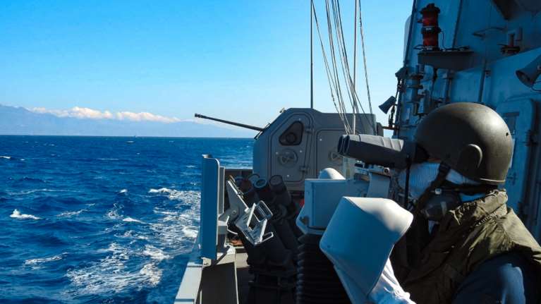 Αποκλιμάκωσης συνέχεια...Τέλος στην αναστολή των αδειών των στελεχών των Ενόπλων Δυνάμεων