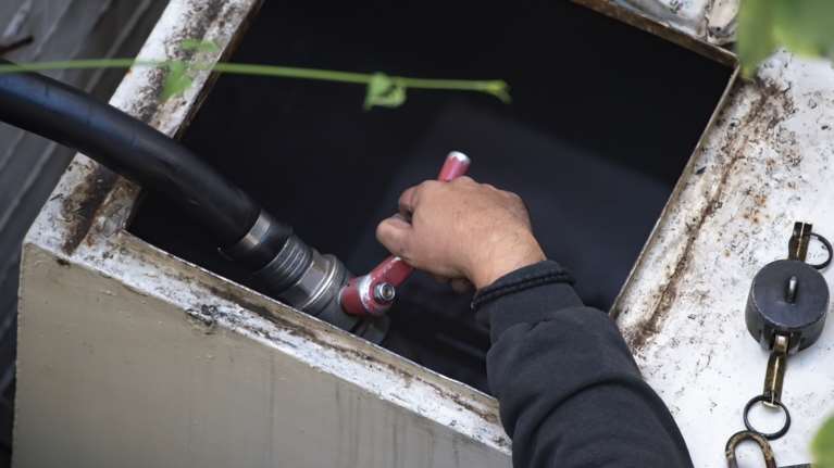 Επίδομα θέρμανσης: Πότε και πώς θα χορηγηθεί για την περίοδο 2025-26 - Ποιοι θα λάβουν έως 1.200 ευρώ