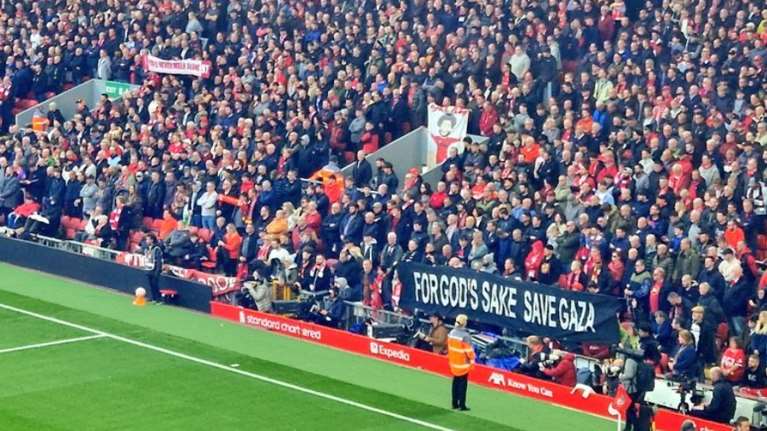 Μήνυμα ειρήνης από την Premier League: "Για όνομα του Θεού, σώστε τη Γάζα"  [εικόνες]