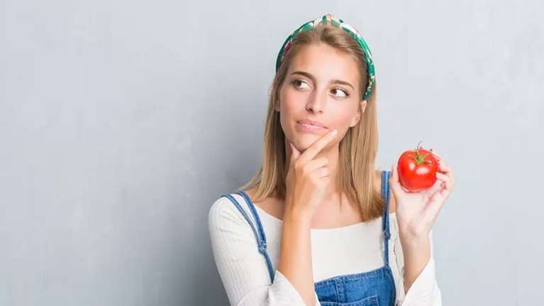 9 λόγοι που δεν πρέπει να τρώμε πολλές ντομάτες: Οι παρενέργειες που συχνά αγνοούμε