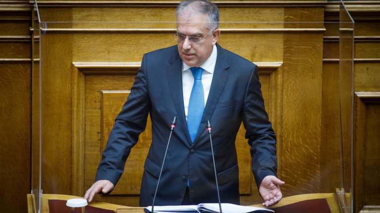 Θεοδωρικάκος: 1.118 καταγεγραμμένες υποθέσεις κακοποίησης παιδιών τα τελευταία 5 χρόνια