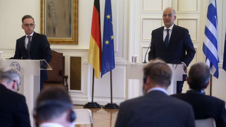 Ξεκάθαρο μήνυμα Δένδια - Μάας στην Τουρκία: Να σταματήσει τις προκλήσεις η Αγκυρα