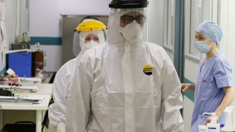 Στα... κάγκελα Υπ. Υγείας - ΝΔ για τον ΣΥΡΙΖΑ και το &quot;Μπέργκαμο&quot;: Ο κινδυνολογικός λαϊκισμός υπονομεύει την εθνική προσπάθεια