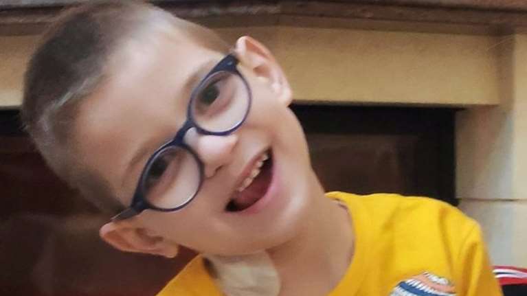 Χανιά:  Ο μικρός Βαγγέλης διαγνώσθηκε με κακοήθη όγκο στο μάτι - Εκστρατεία αγάπης και ενίσχυσης