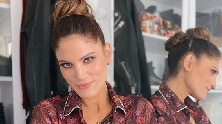 Η Μαίρη Συνατσάκη ντύθηκε νύφη : Το άκρως εντυπωσιακό νυφικό που επέλεξε