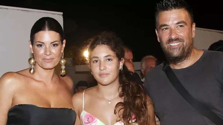 Ισμήνη Αϊβάζη: Χορεύει στο Tik Tok μαζί με τη μητέρα της, Μαρία Κορινθίου, στον πιο viral ήχο της πλατφόρμας