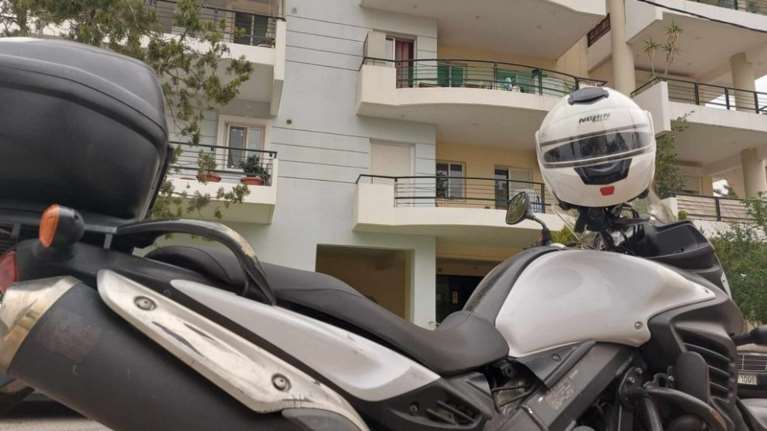 Θρήνος στην Καλαμάτα: Βουτιά θανάτου για 55χρονο από τον 4ο όροφο πολυκατοικίας