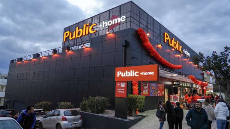 Public: Αναπτύσσει το δίκτυο καταστημάτων με 3 νέα μεγάλα καταστήματα εντός του έτους