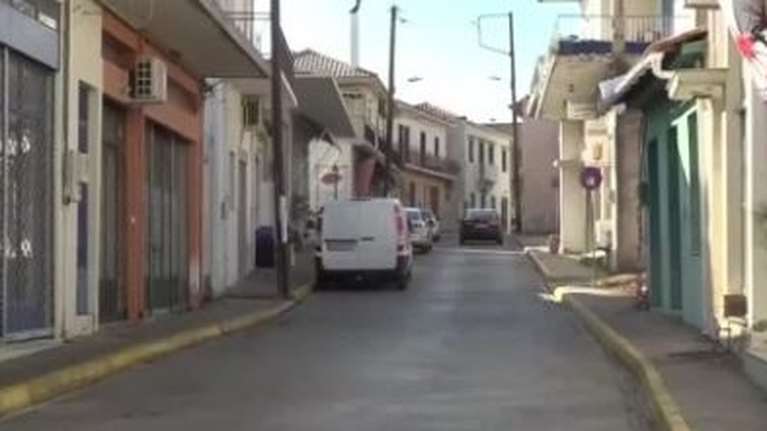 Παρ&#39; ολίγον τραγωδία στη Μεσσηνία: Πρώην αστυνομικός ο πατέρας που πυροβόλησε τον γιο του