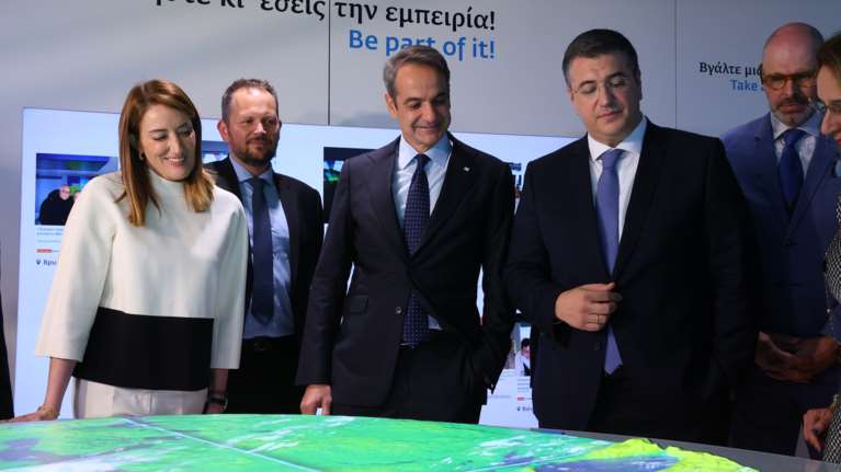 Μητσοτάκης και Μέτσολα στα εγκαίνια του Europa Experience: "Είμαστε ισχυρότεροι όταν είμαστε ενωμένοι"