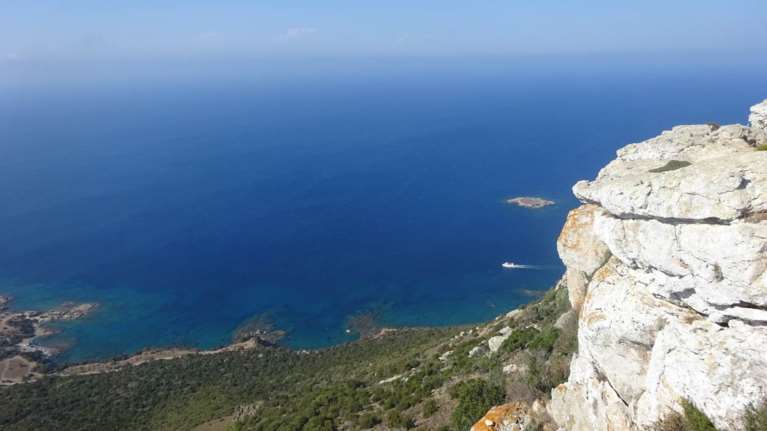 Κύπρος: Ζευγάρι Ελλήνων χάζευε τη θέα και έπεσε στο γκρεμό
