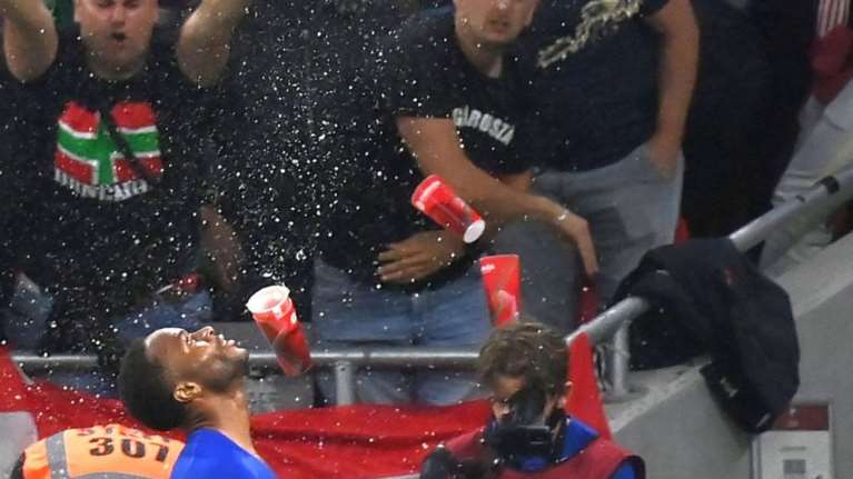 Ουγγαρία: Δυο αγωνιστικές κεκλεισμένων των θυρών