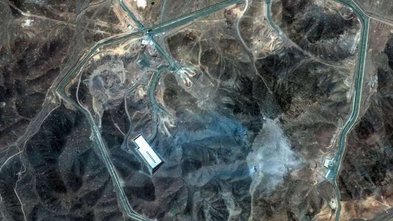 Bloomberg: Αμφιβολίες αν το πυρηνικό πρόγραμμα του Ιράν έχει υποστεί μεγάλη ζημιά- Σενάρια ότι μεταφέρθηκε υπόγεια