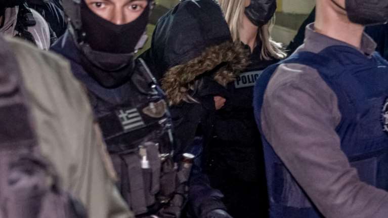 Ο Απόστολος Λύτρας εξετάζει το ενδεχόμενο να αναλάβει ξανά την υπεράσπιση της Ρούλας Πισπιρίγκου