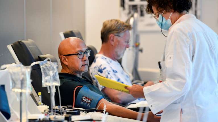 Κορονοϊός: Θετικά τα πρώτα αποτελέσματα από τη χορήγηση πλάσματος σε ελληνικά νοσοκομεία