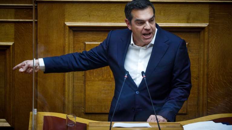 Τσίπρας: Η κυβέρνηση Μητσοτάκη βάζει στο στόχαστρο τους ανθρώπους του Πολιτισμού γιατί τους φοβάται