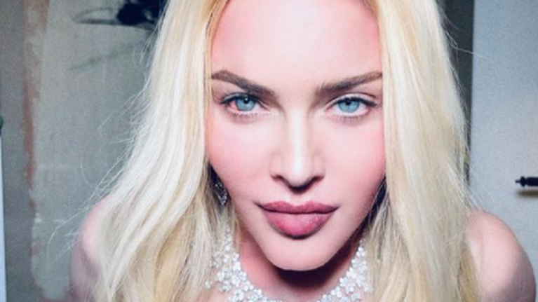 Mαντόνα: Έριξε το Instagram - Οι γυμνές πόζες στα 63 της χρόνια και το μήνυμα για τα... αξεσουάρ