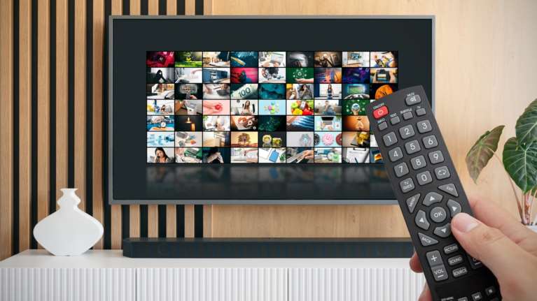 Φθηνότερη η συνδρομητική τηλεόραση από τη νέα χρονιά