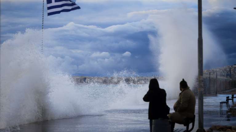 Κακοκαιρία: Προσοχή στις μετακινήσεις - Ισχυρή σύσταση από την Πολιτική Προστασία για Ικαρία, Σάμο, Λέσβο, Χίο