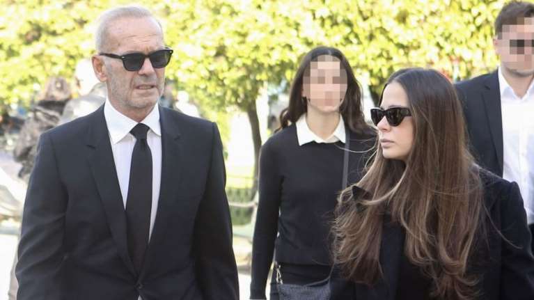 Ο Πέτρος Κωστόπουλος μιλάει για την παρουσία του στην κηδεία του Αντώνη Λυμπέρη