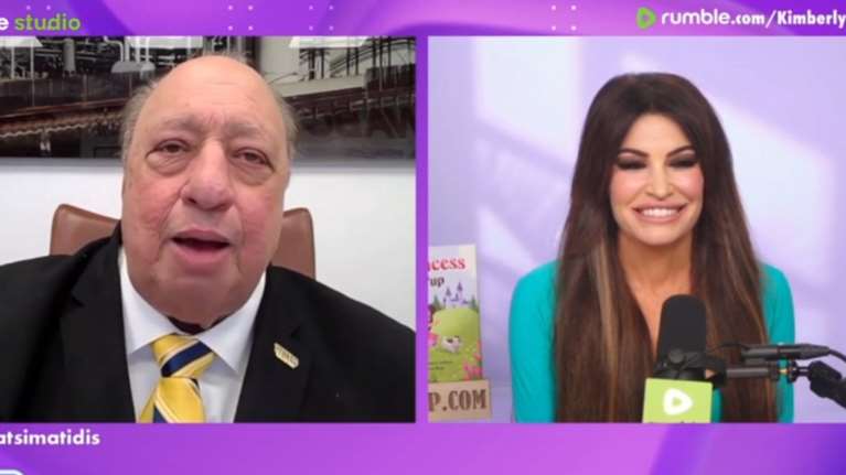 Η νέα πρέσβης των ΗΠΑ Κίμπερλι Γκίλφοϊλ επικοινώνησε με την Αφροδίτη Λατινοπούλου