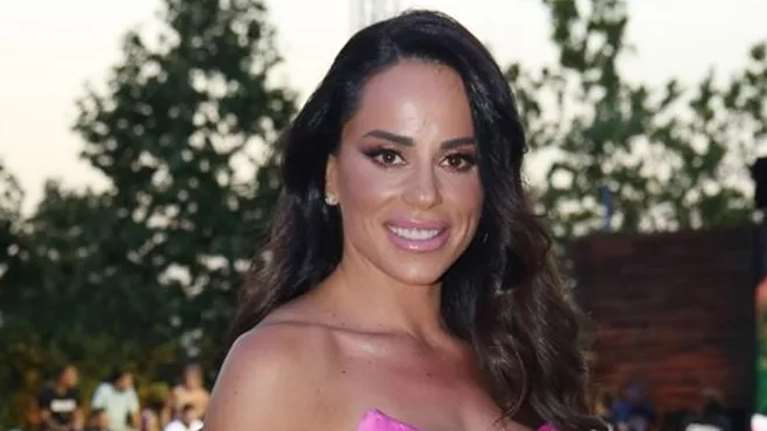 Μαρία Αντωνά: Με total πράσινο look σε ασιατικό εστιατόριο στην Αγία Παρασκευή