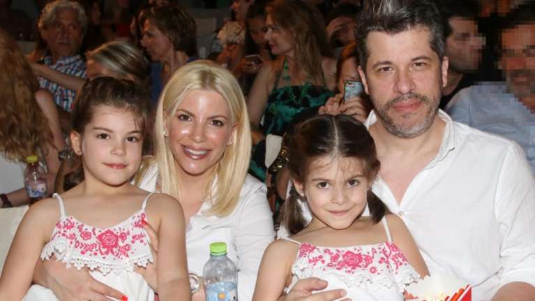 Αντελίνα και Χάρης Βαρθακούρης: Ποντιακό οικογενειακό δείπνο στην κουζίνα του σπιτιού τους