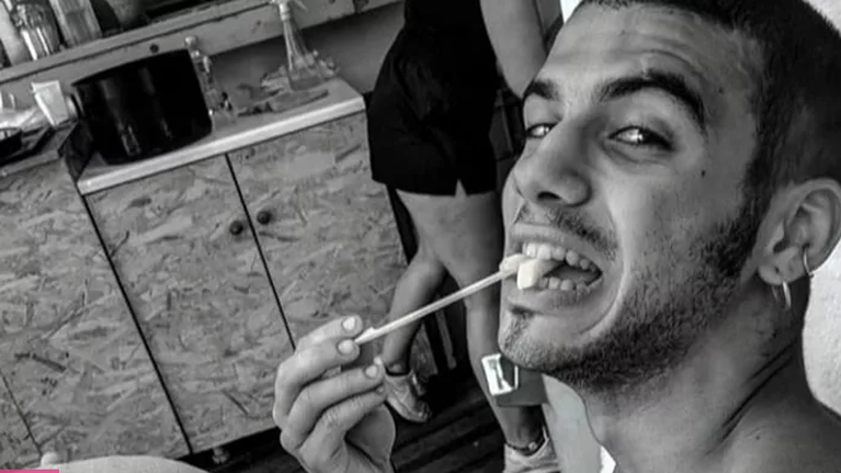 Γιάννης Μάλαμας: Ο όμορφος και ταλαντούχος γιος του Σωκράτη Μάλαμα