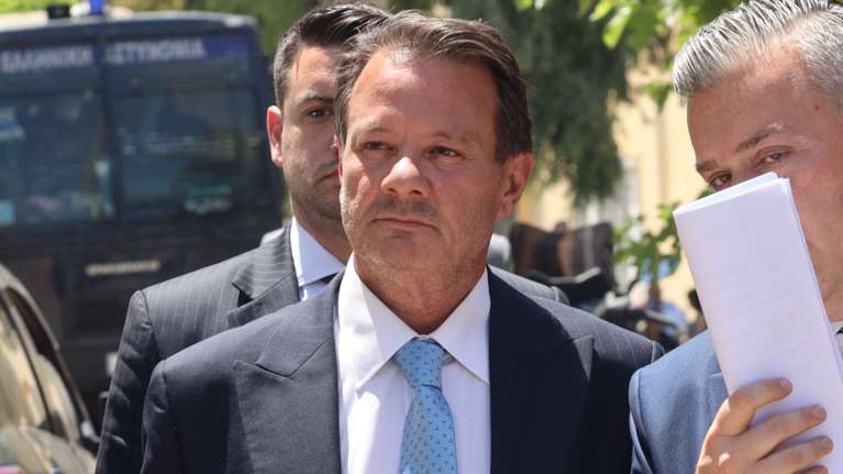 Λύτρας: &quot;Έχει καταφέρει να μη θέλει να τον δει το παιδί του&quot; - Η απάντηση Πολυζωγοπούλου στην αγωγή