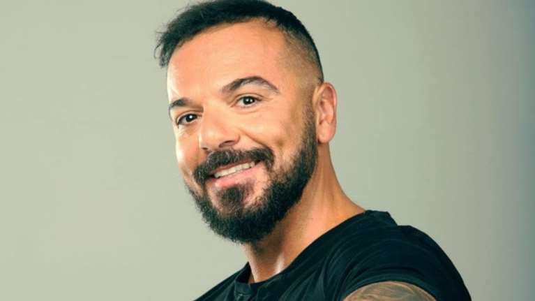 Καλοκαίρι yes: Χαμός με την ατάκα του Τριαντάφυλλου - &quot;Πολύ ωραίο χαστούκι του έδωσε και λίγο ήταν&quot;