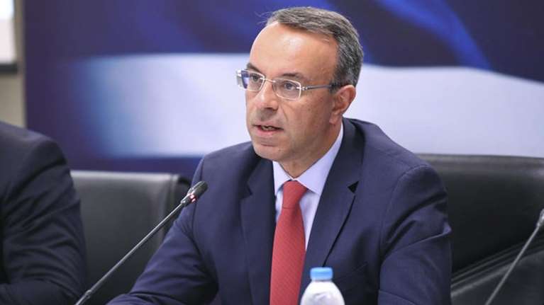 Σταϊκούρας: Θα πάρουν όλοι οι συνταξιούχοι τα αναδρομικά – Τι είπε για δόσεις, κούρεμα