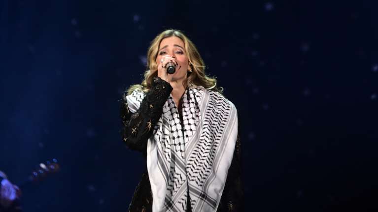 Νατάσα Μποφίλιου: Αυτός είναι ο σύζυγός της - Οι σπάνιες κοινές εμφανίσεις