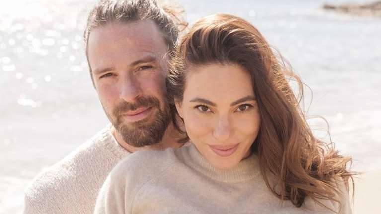 Η Ευρυδίκη Βαλαβάνη σε ρομαντικό ραντεβού: Αυτό είναι το φαγητό που λιγουρεύτηκε