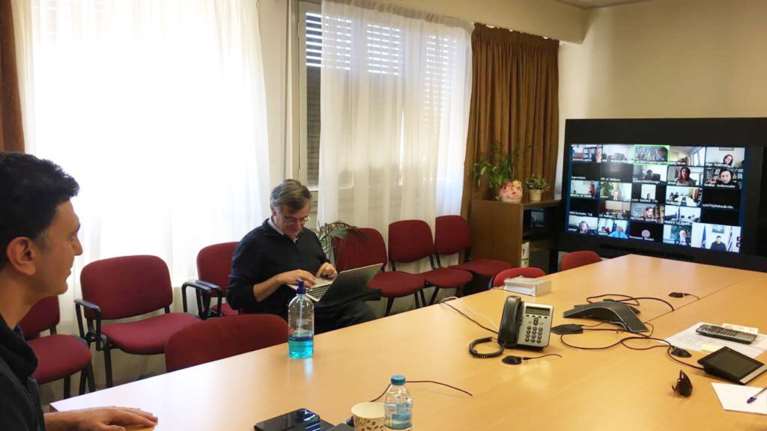 Τηλεδιάσκεψη Τσιόδρα - Κικίλια με τον περιφερειακό διευθυντή του Π.Ο.Υ.