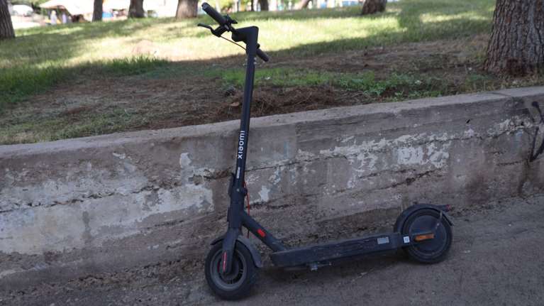 Ο δήμος Αθηναίων εξετάζει την απαγόρευση των πατινιών σε δρόμους της πόλης- Κάντο όπως το Παρίσι