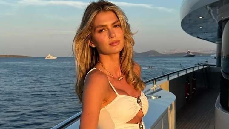 Η Αμαλία Κωστοπούλου βρήκε το τέλειο face mist που δεν πρέπει να λείπει από το νεσεσέρ σου