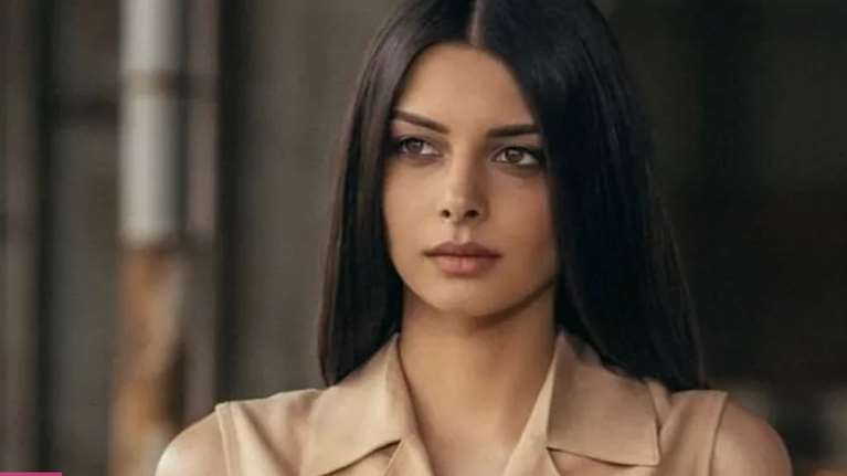 Άννα Μπεζάν: &quot;Δεν μου ταίριαξε καθόλου ο θηλασμός. Ζορίστηκα&quot;