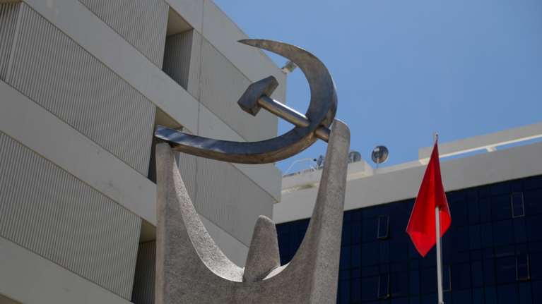 Αγία Μονή, η &quot;μικρή Μόσχα&quot; των Τρικάλων: Πέθανε και άφησε το σπίτι που ζούσε στο ΚΚΕ