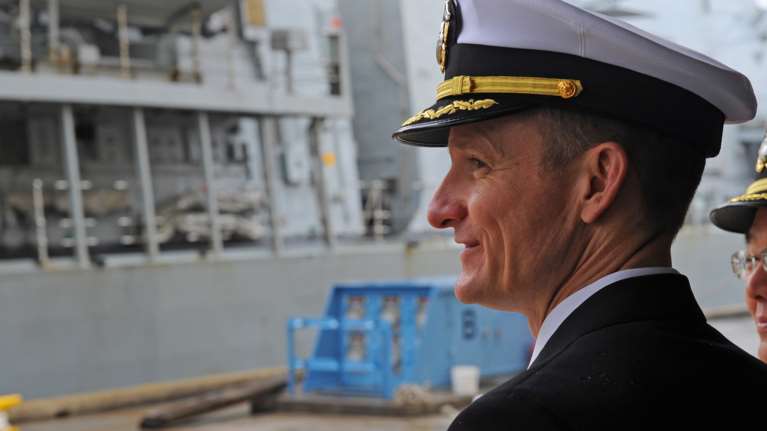 ΗΠΑ: Θετικός στον κορονοϊό ο κυβερνήτης του &quot;Roosevelt&quot; που &quot;ξηλώθηκε&quot; επειδή ζήτησε βοήθεια